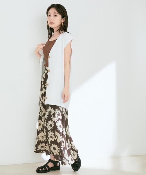 VIS（ビス）の「【接触冷感】【セットアップ対応】フレンチスリーブニットベスト（ベスト・レディース・ネイビー/オフホワイト/ダークブラウン・FREE）」の16枚目の写真