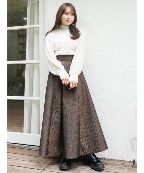 MERCURYDUO（マーキュリーデュオ）の「ボトルネックミニシャギーロングスリーブニット（ニット/セーター・レディース・アイボリー/ラベンダー/ダークブラウン/ブラウン/パープル・FREE）」の9枚目の写真