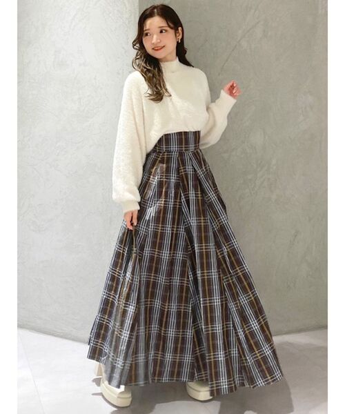 MERCURYDUO（マーキュリーデュオ）の「ボトルネックミニシャギーロングスリーブニット（ニット/セーター・レディース・アイボリー/ラベンダー/ダークブラウン/ブラウン/パープル・FREE）」の17枚目の写真