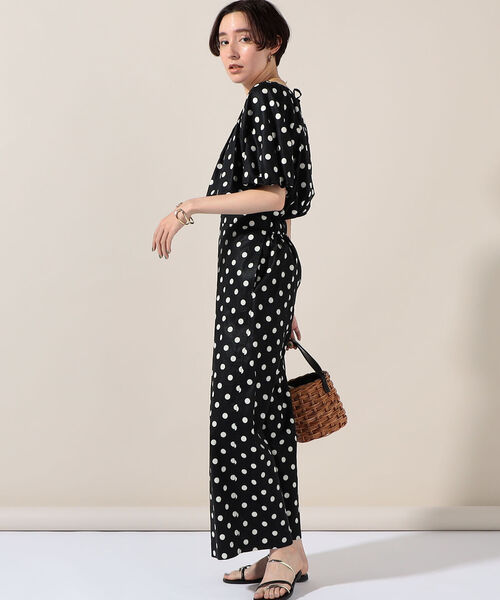NOLLEY’S(ノーリーズ)の「【別注】リネンレーヨンボリューム袖ブラウス(シャツ/ブラウス・レディース・ブラック系その他/ベージュ系その他・FREE)」の7枚目の写真