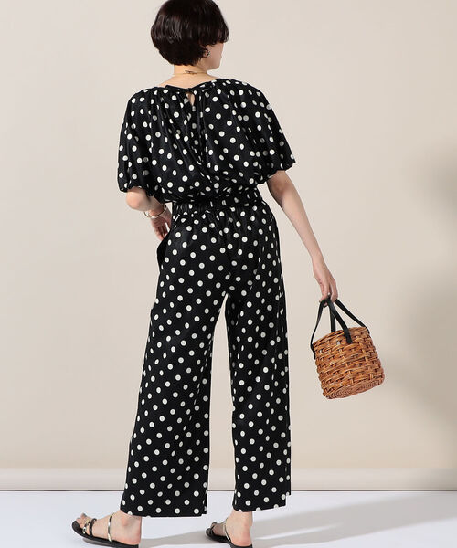 NOLLEY’S(ノーリーズ)の「【別注】リネンレーヨンボリューム袖ブラウス(シャツ/ブラウス・レディース・ブラック系その他/ベージュ系その他・FREE)」の9枚目の写真