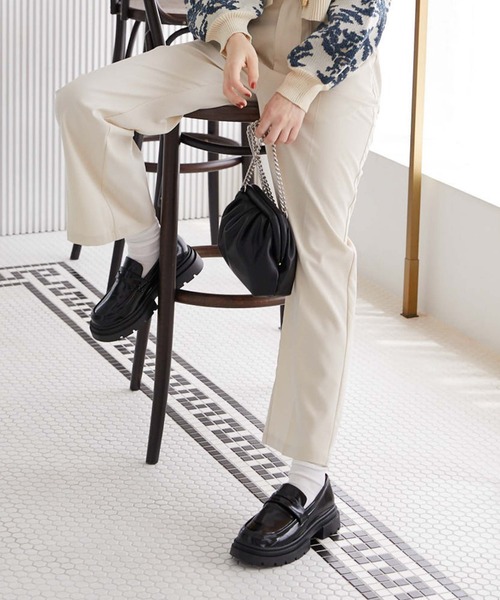 archives（アルシーヴ）の「厚底ローファー（ローファー・レディース・ブラック/アイボリー・MEDIUM/LARGE）」の4枚目の写真