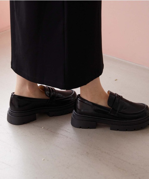 archives（アルシーヴ）の「厚底ローファー（ローファー・レディース・ブラック/アイボリー・MEDIUM/LARGE）」の8枚目の写真