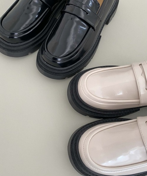 archives（アルシーヴ）の「厚底ローファー（ローファー・レディース・ブラック/アイボリー・MEDIUM/LARGE）」の18枚目の写真