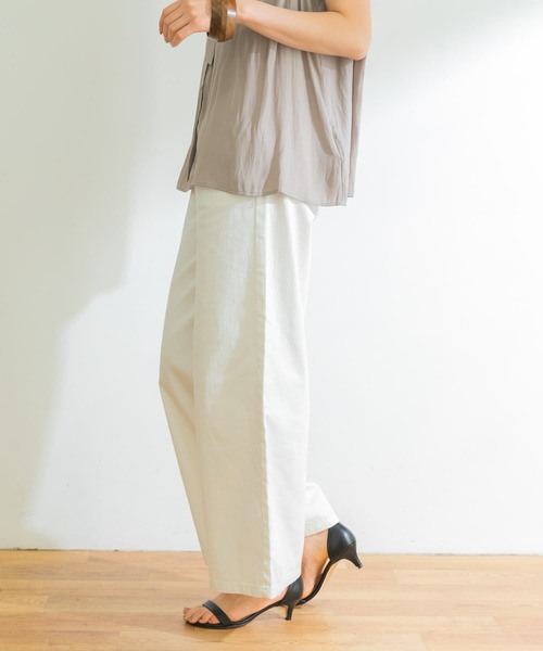 URBAN RESEARCH（アーバンリサーチ）の「バギーデニムパンツ（デニムパンツ・レディース・ホワイト/インディゴブルー・38/36）」の4枚目の写真