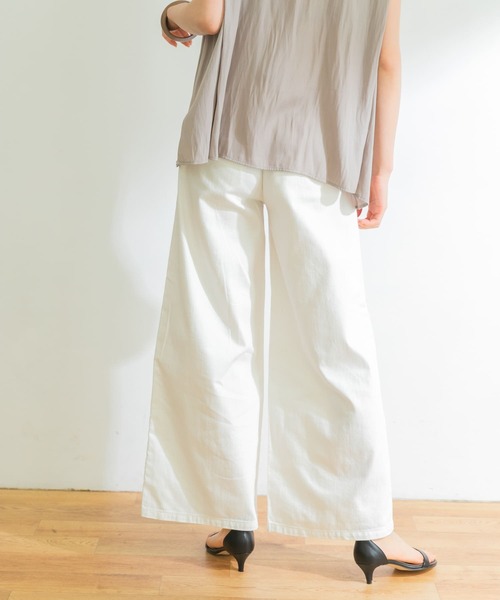 URBAN RESEARCH（アーバンリサーチ）の「バギーデニムパンツ（デニムパンツ・レディース・ホワイト/インディゴブルー・38/36）」の8枚目の写真