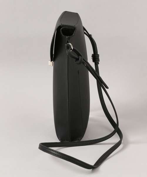 HARE（ハレ）の「メタルミニフラップBAG(HARE)（ショルダーバッグ・レディース・アイボリー/ブラック/ブラック系その他・FREE）」の16枚目の写真