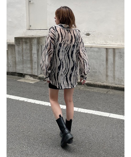 ENVYM（アンビー）の「スイッチングシアーＳＨ（シャツ/ブラウス・レディース・ホワイト/グレー/その他・FREE）」の11枚目の写真