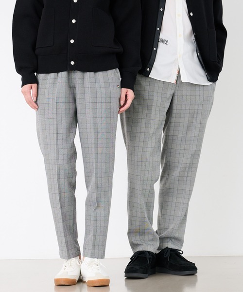 Arnold Palmer（アーノルドパーマー）の「テック ストレッチ シェア パンツ（その他パンツ・レディース・ブラック/モカ/グリーン/オフホワイト/ベージュ/スカイブルー/ブラウン/クリアグリーン/オリーブ/コーラル/バーガンディー/ダークグリーン/ネイビー/杢グレー/カーキ/グレー系/ブラウン系/ピンク/イエロー/ネイビー系/ホワイト系/ライトグレー系・S/L/M/XS/LL）」の5枚目の写真