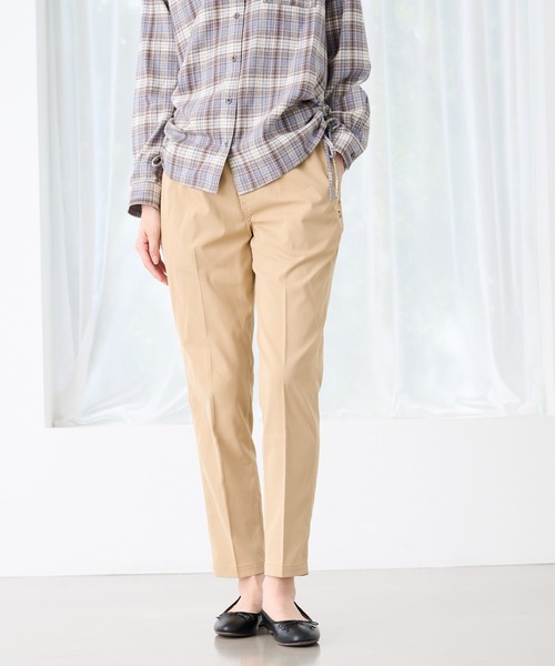 Arnold Palmer（アーノルドパーマー）の「テック ストレッチ シェア パンツ（その他パンツ・レディース・ブラック/モカ/グリーン/オフホワイト/ベージュ/スカイブルー/ブラウン/クリアグリーン/オリーブ/コーラル/バーガンディー/ダークグリーン/ネイビー/杢グレー/カーキ/グレー系/ブラウン系/ピンク/イエロー/ネイビー系/ホワイト系/ライトグレー系・S/L/M/XS/LL）」の10枚目の写真