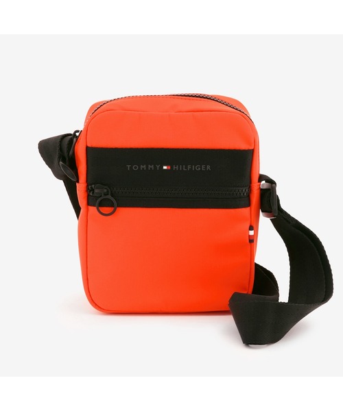 TOMMY HILFIGER（トミーヒルフィガー）の「ホライズンミニショルダーバッグ（ショルダーバッグ・メンズ・ブラック/ネイビー/オレンジ・FREE）」の3枚目の写真