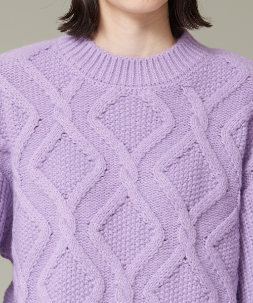 NOMINE(ノミネ)の「【WEB限定カラーあり】アランダイヤ柄ボリュームスリーブニット(ニット/セーター・レディース・ブラック/パープル/アイボリー/キャメル・フリー)」の9枚目の写真