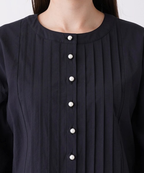 BEATRICE（ベアトリス）の「【BEATRICE】ペプラムタックブラウス（シャツ/ブラウス・レディース・オフホワイト/ブラック/レモンイエロー・2）」の15枚目の写真