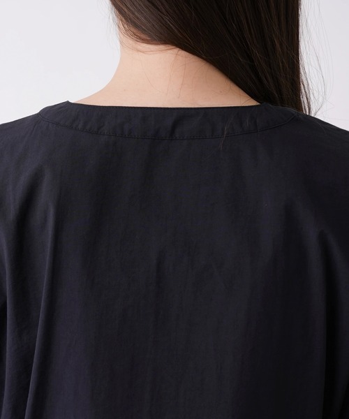 BEATRICE（ベアトリス）の「【BEATRICE】ペプラムタックブラウス（シャツ/ブラウス・レディース・オフホワイト/ブラック/レモンイエロー・2）」の16枚目の写真