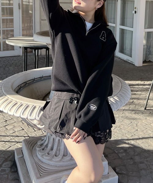 junoah(ジュノア)の「【ユニセックス】ハーフジップオーバーサイズトレーナー(スウェット・レディース・ライトグレー/ブラック/ネイビー・MEDIUM/LARGE/X-LARGE)」の4枚目の写真