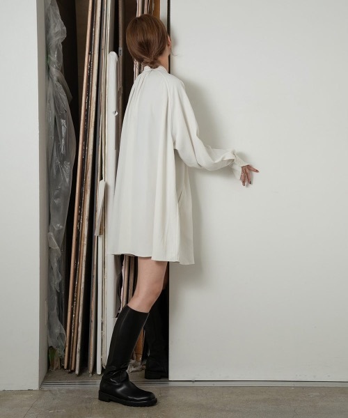 Amiur（エミレ）の「dolman sleeve stitch over shirt（シャツ/ブラウス・レディース・ホワイト/ブラウン・FREE）」の4枚目の写真