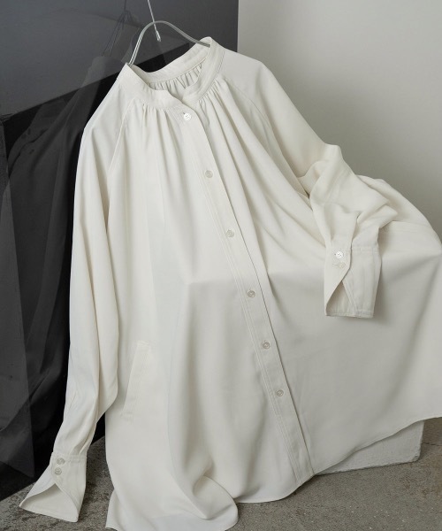 Amiur ドルマンスリーブステッチオーバーシャツ Amiur（エミレ）の「dolman sleeve stitch over shirt（シャツ