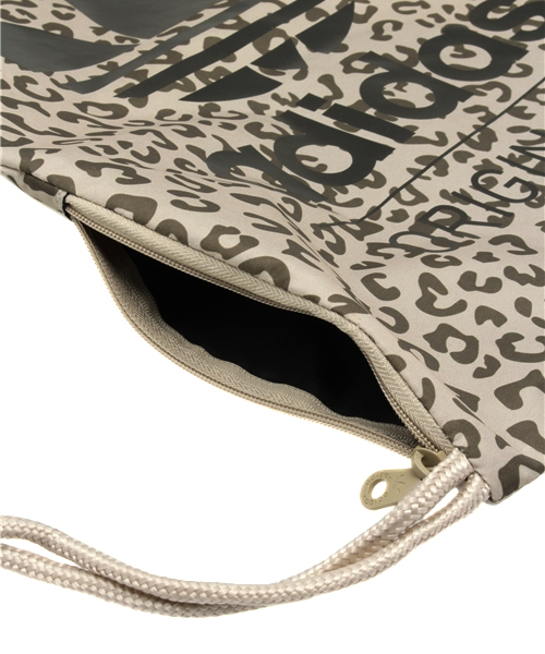 adidas Originals Leopard Classic バックパック ユニセックス adidas アディダス マルチSPバッグ・ケース ユニセックス