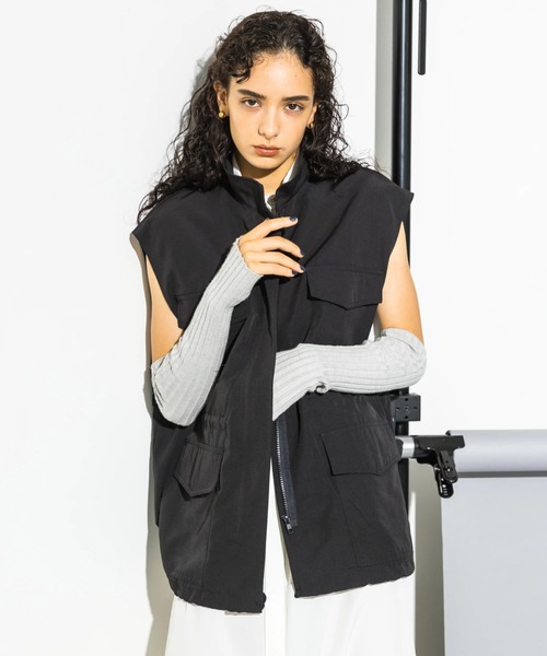 koe(コエ)の「スタンドカラーミリタリーベスト(ベスト・レディース・ブラック/カーキ・FREE)」の2枚目の写真