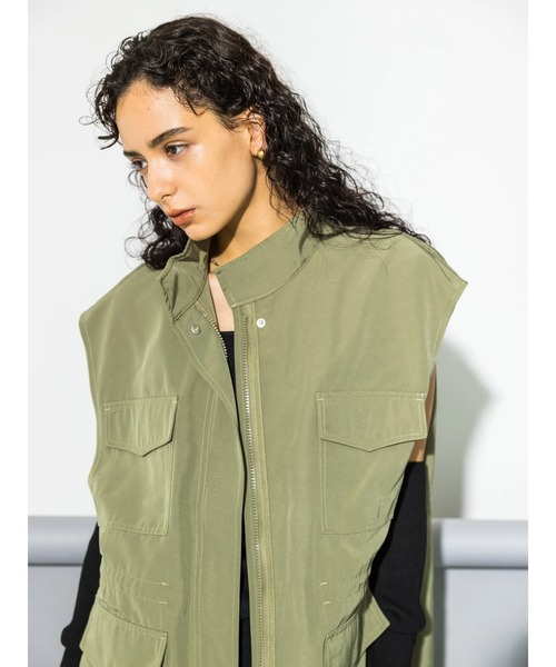 koe(コエ)の「スタンドカラーミリタリーベスト(ベスト・レディース・ブラック/カーキ・FREE)」の20枚目の写真