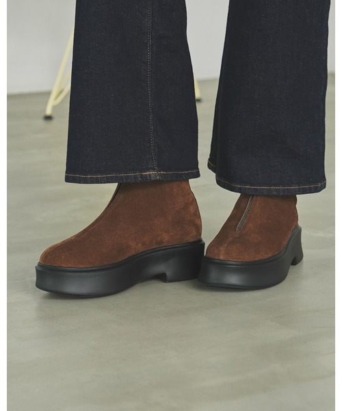 Emma Francis（エマフランシス）の「ラウンドトゥ ボリュームソール フロントジップブーツ（ブーツ・レディース・グレー/ブラック/ダークブラック/ブラウン・S/M/L）」の4枚目の写真