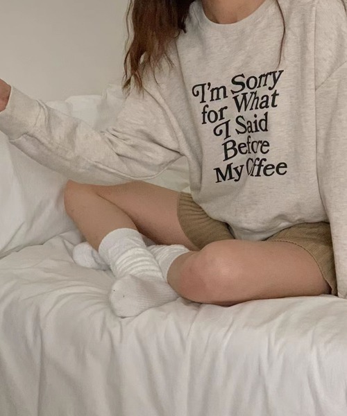 me+em select（ミームセレクト）の「レタリングロゴスウェットトレーナー【韓国製】（スウェット・レディース・パープル/ベージュ/ボルドー・FREE）」の7枚目の写真