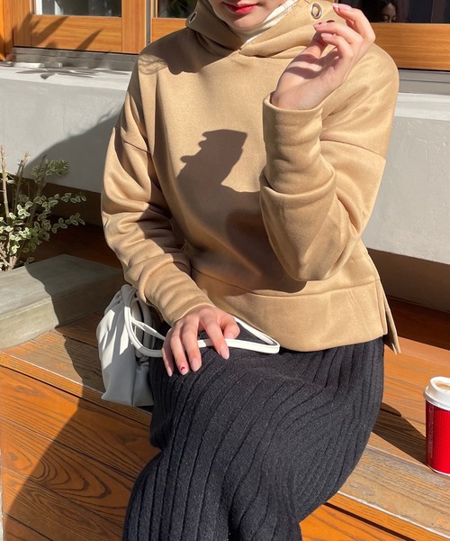 Lamoa（ラモア）の「Lamoa/裏起毛 オーバーサイズ フーディー パーカー（パーカー・レディース・ホワイト/ブラック/ブラウン・FREE）」の16枚目の写真