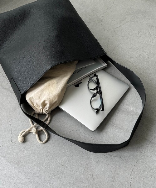 CANAL JEAN(キャナルジーン)の「El mar スクエアワンハンドルショルダーバッグ(ショルダーバッグ・レディース・ブラック・ONE SIZE)」の3枚目の写真