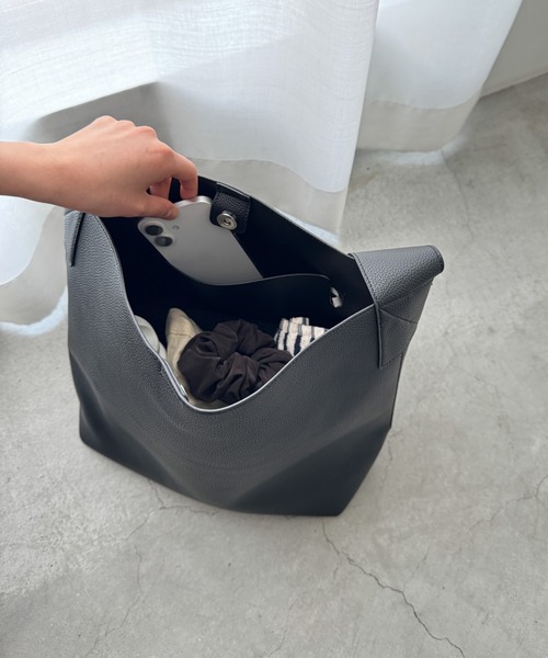 CANAL JEAN(キャナルジーン)の「El mar スクエアワンハンドルショルダーバッグ(ショルダーバッグ・レディース・ブラック・ONE SIZE)」の7枚目の写真