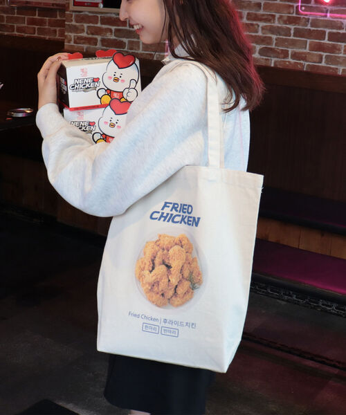 FREDY&GLOSTER(フレディアンドグロスター)の「【ネネチキン×FG】コラボトートバッグ(トートバッグ・レディース・ホワイト系その他/レッド系その他/ブルー系その他・FREE)」の9枚目の写真