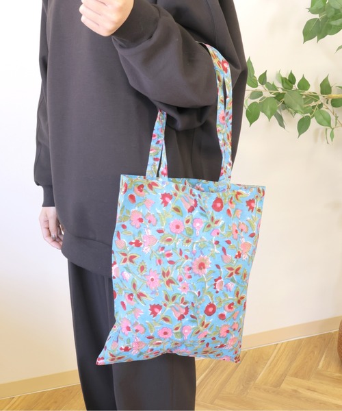 emesuelee（エメスーリー）の「ブロックプリントトートバッグ（トートバッグ・レディース・ミント/レッド/パープル/ブルー・フリー）」の8枚目の写真
