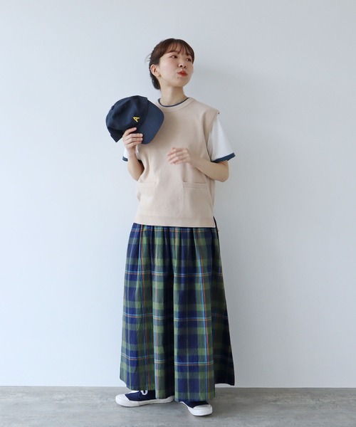 PAR ICI(パーリッシィ)の「強撚綿 総針度詰めベスト(ベスト・レディース・ブラウン/カーキ/サックスブルー/ブラック/ネイビー/ベージュ/グリーン・FREE)」の10枚目の写真