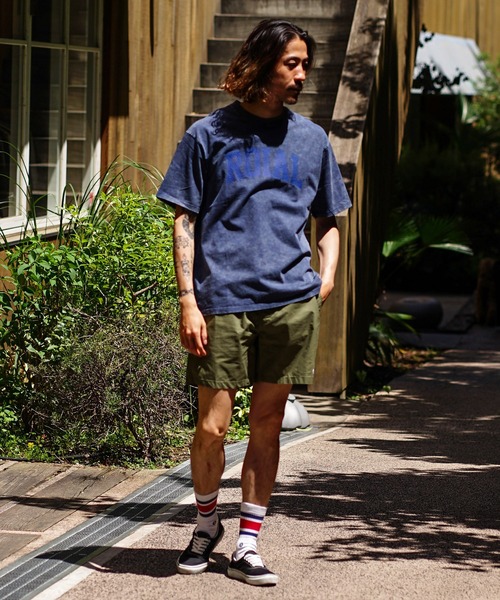 roial(ロイアル)の「LOGO/ROIAL(ロイアル)半袖ロゴTシャツ(Tシャツ/カットソー・メンズ・ブラック/ネイビー/グリーン・LARGE/MEDIUM/X-LARGE)」の5枚目の写真