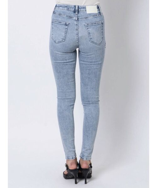 GYDA(ジェイダ)の「ミドルウエスト REVERSE SIDE RIPPEDスキニーデニムパンツ(デニムパンツ・レディース・インディゴブルー/ライトブルー・X-SMALL/SMALL/MEDIUM)」の16枚目の写真