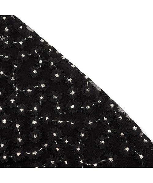 flower（フラワー）の「ウィンターブルームトップ（Tシャツ/カットソー・レディース・ブラック/アイボリー・FREE）」の9枚目の写真