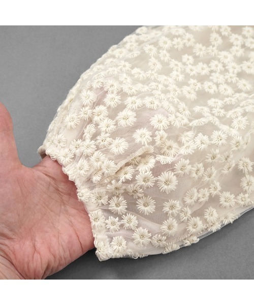 flower（フラワー）の「ウィンターブルームトップ（Tシャツ/カットソー・レディース・ブラック/アイボリー・FREE）」の14枚目の写真