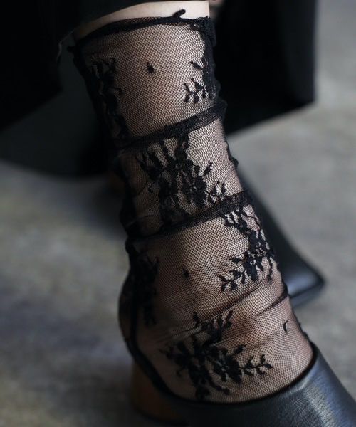 ap retro（アプレトロ）の「フラワーシアーチュールソックス（ソックス/靴下・レディース・ホワイト/ブラック・FREE）」の7枚目の写真