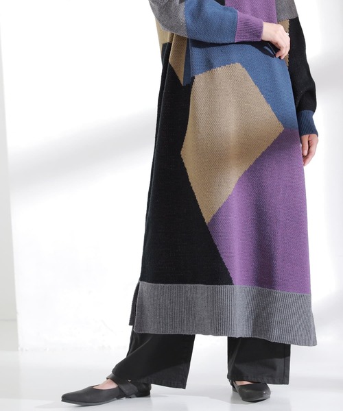 kOhAKU（コハク）の「『カラーブロッキングジャカードニットワンピース』（ワンピース・レディース・パープル・FREE）」の14枚目の写真