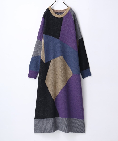 kOhAKU（コハク）の「『カラーブロッキングジャカードニットワンピース』（ワンピース・レディース・パープル・FREE）」の22枚目の写真