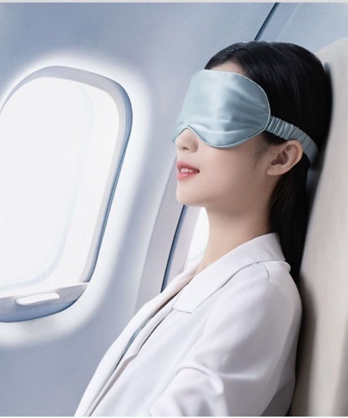 Coo+i（クーイ）の「シルクアイマスク（その他ルームウェア・レディース・ゴールド/ブルー/ピンク/ブラウン/ネイビー/ブラック/モカ/シルバー・FREE）」の11枚目の写真