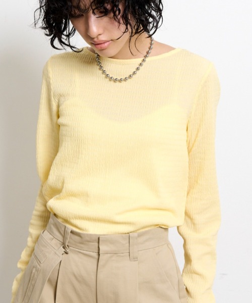 THE YOn(ザヨン)の「フィンガーホールシャーリングトップス(Tシャツ/カットソー・レディース・オレンジ/ブラック/イエロー/ブルー/オフホワイト・FREE)」の5枚目の写真