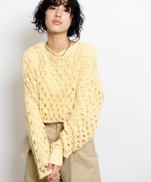 THE YOn(ザヨン)の「フィンガーホールシャーリングトップス(Tシャツ/カットソー・レディース・オレンジ/ブラック/イエロー/ブルー/オフホワイト・FREE)」の18枚目の写真