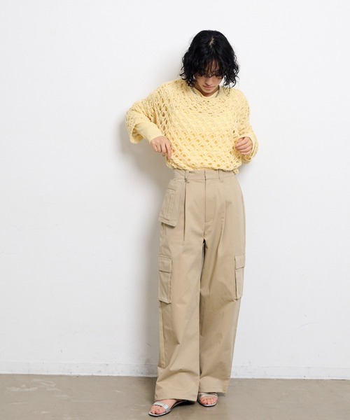 THE YOn(ザヨン)の「フィンガーホールシャーリングトップス(Tシャツ/カットソー・レディース・オレンジ/ブラック/イエロー/ブルー/オフホワイト・FREE)」の19枚目の写真