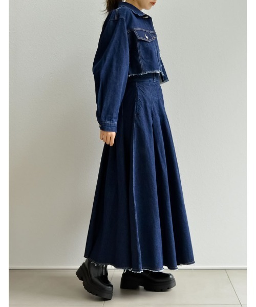 Re:EDIT（リエディ）の「[低身長/高身長サイズ有]リサイクルコットンデニムタックフレアプリーツスカート（スカート・レディース・ブルー/ネイビー・MEDIUM/SHORT/TALL/LARGE）」の13枚目の写真