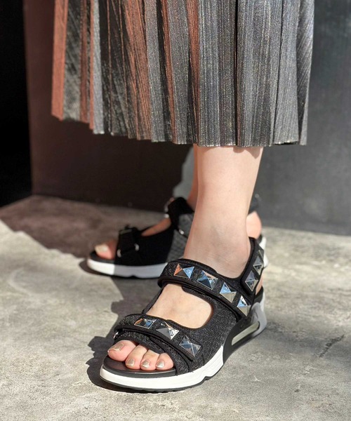 ASH（アッシュ）の「【LIMITED】スタッズスニーカーサンダル（サンダル・レディース・ブラック・37/36/38/40/35/39）」の5枚目の写真