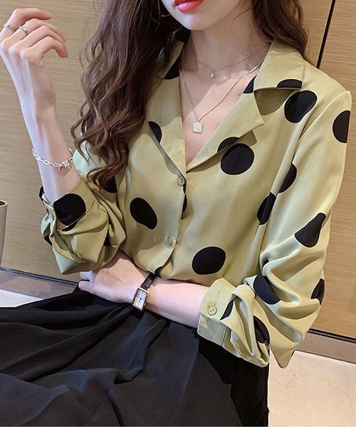 RUUX(ルーフ)の「ドット柄 シャツ(シャツ/ブラウス・レディース・グリーン/ベージュ・L/XL/M)」の2枚目の写真