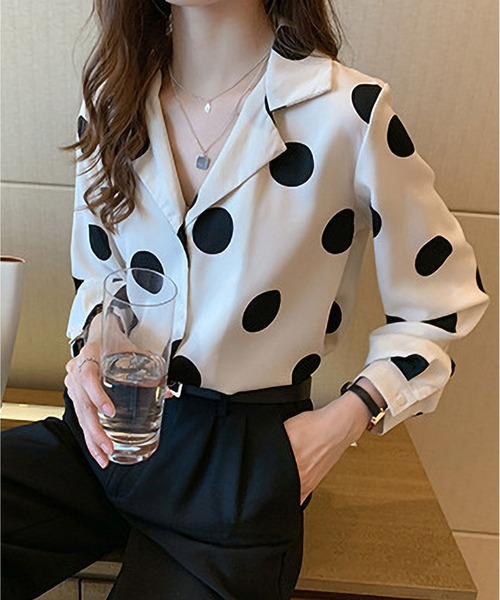 RUUX(ルーフ)の「ドット柄 シャツ(シャツ/ブラウス・レディース・グリーン/ベージュ・L/XL/M)」の4枚目の写真