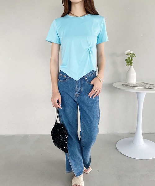 United store(ユナイテッドストア)の「アシメヘムクルーネックT(半袖)(Tシャツ/カットソー・レディース・ホワイト/ブラック/グレー/ブルー・FREE)」の9枚目の写真