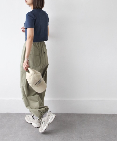 Chillfar(チルファー)の「テレコショート丈ヘンリーネックTEE(Tシャツ/カットソー・レディース・ホワイト/ネイビー/キナリ/杢グレー/ブラック・FREE)」の8枚目の写真
