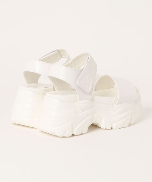 Mafmof(マフモフ)の「Mafmof(マフモフ)厚底ボリュームソールスポーツサンダル(サンダル・レディース・ブラック/ホワイト・S/L/M/LL)」の7枚目の写真